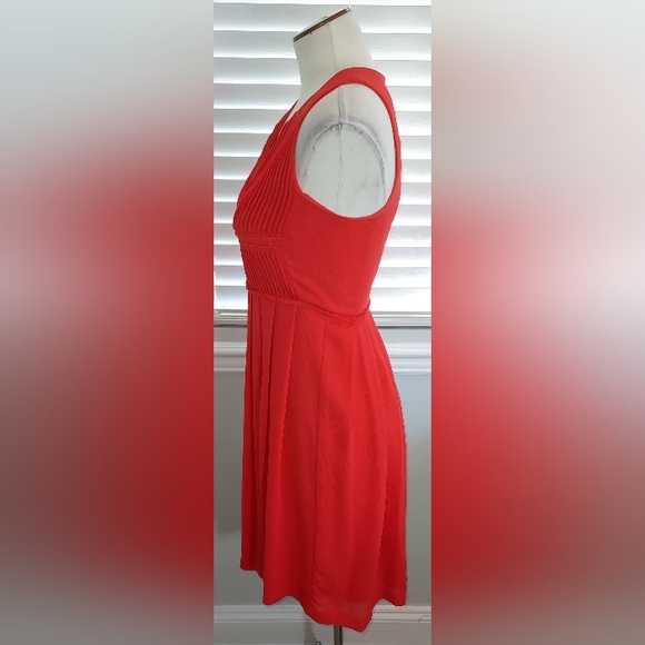 Ann Taylor Petite Bright Orange Sleeveless Fitted Dress NWT - Picture 3 of 9